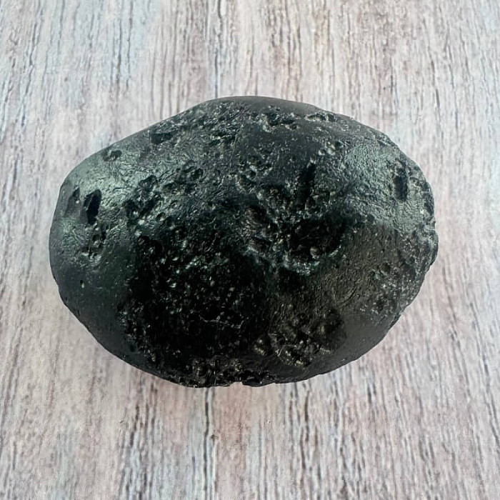 Tektit 9 - cca 5,2 x 3,8 cm, 70 g