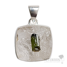 Turmalín zelený v křišťálu přívěsek stříbro Ag 925 P272