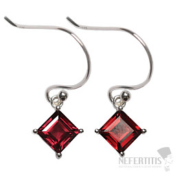 Granát broušený náušnice stříbro Ag 925 E799