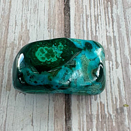 Chrysokoll mit Malachit getrommelt Kongo 2