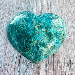 Heart Apatite Madagascar APA8 No. 4