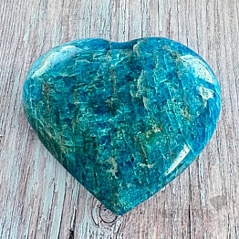 Apatite Heart Madagascar 9