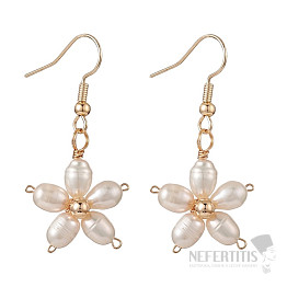 Women's earrings with pearls Flowers