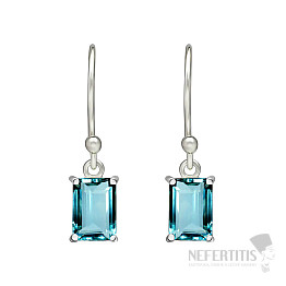 Silver dangle earrings with aquamarine