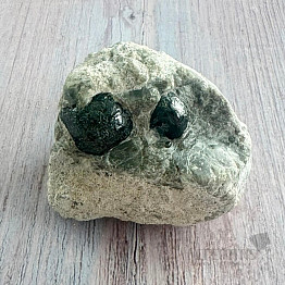 Obsidian Apache Tear in the USA Matrix 9