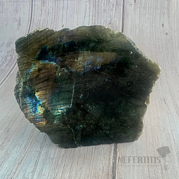 Labradorit polobrúsený Madagaskar P4-4