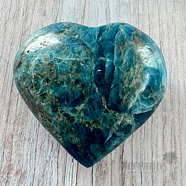 Apatite heart Madagascar A6-5