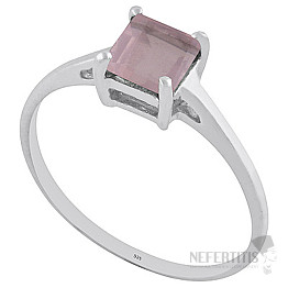 Silver ring with rose quartz