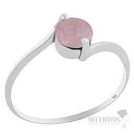 Silver ring with rose quartz