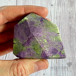 Stichtite spike - obelisk 23