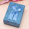 Papírová dárková krabička modrá s mašlí na prsteny a náušnice 6,3 x 9,3 cm