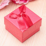 Papírová dárková krabička červená na prsteny 5 x 5 cm