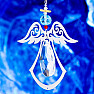 Nebeský anděl Feng Shui závěs do okna z kovu a křišťálu modrý korálek