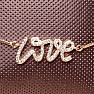 Elegantní třpytivý stahovací náramek s nápisem Love s kubickou zirkonií